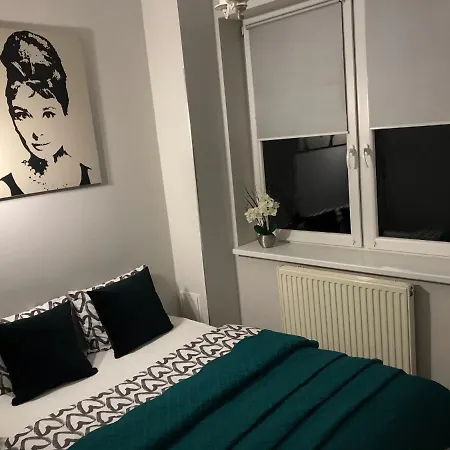 Przytulny Mikroapartament 아파트 브로츠와프